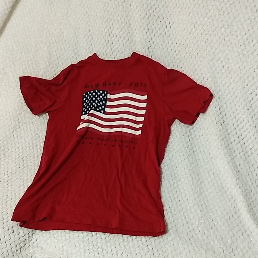 Red old navy 4th of july t shirt